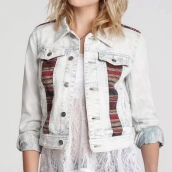 Free People Jackets & Blazers - Free People Baja Denim Jacket Acid Washed Sz 6